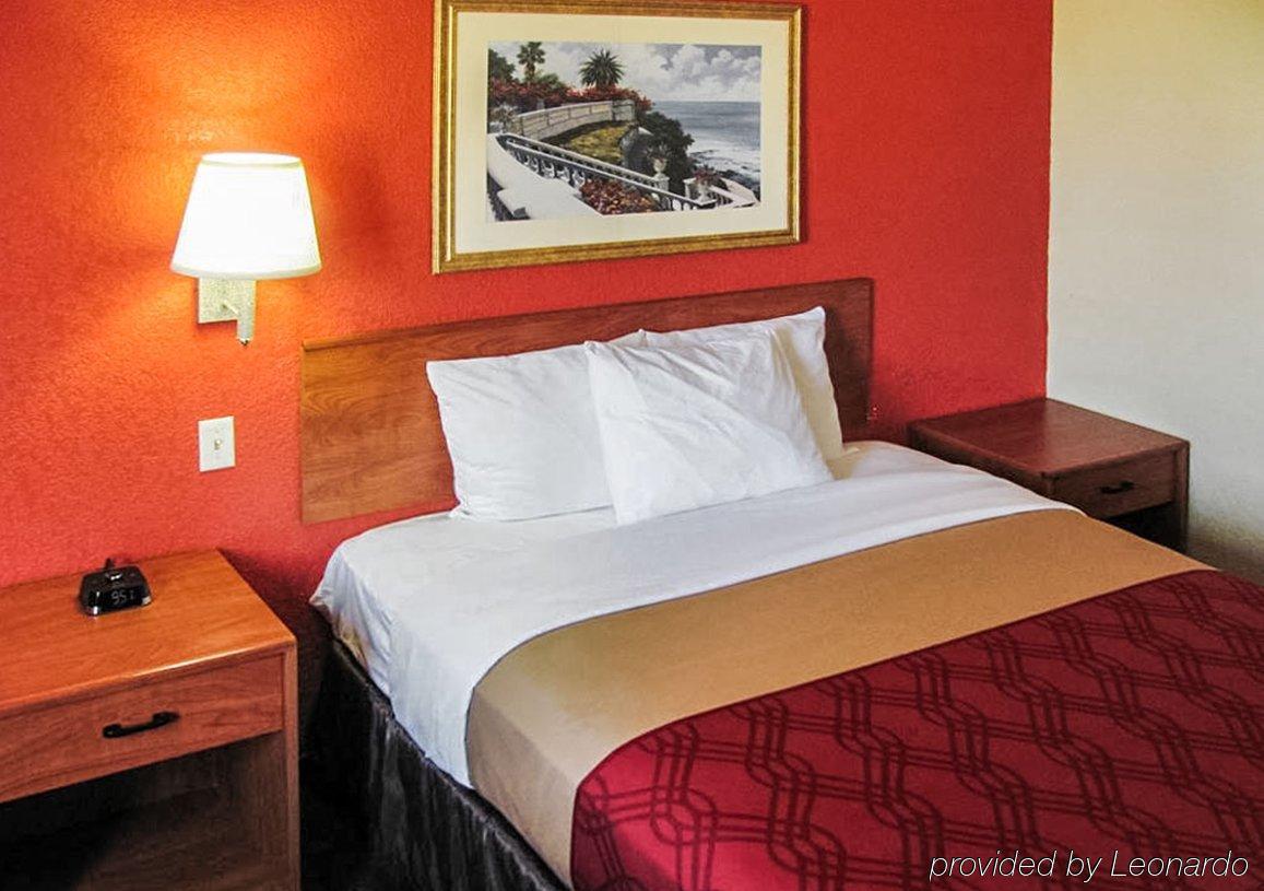 Econo Lodge Ottawa Exterior photo