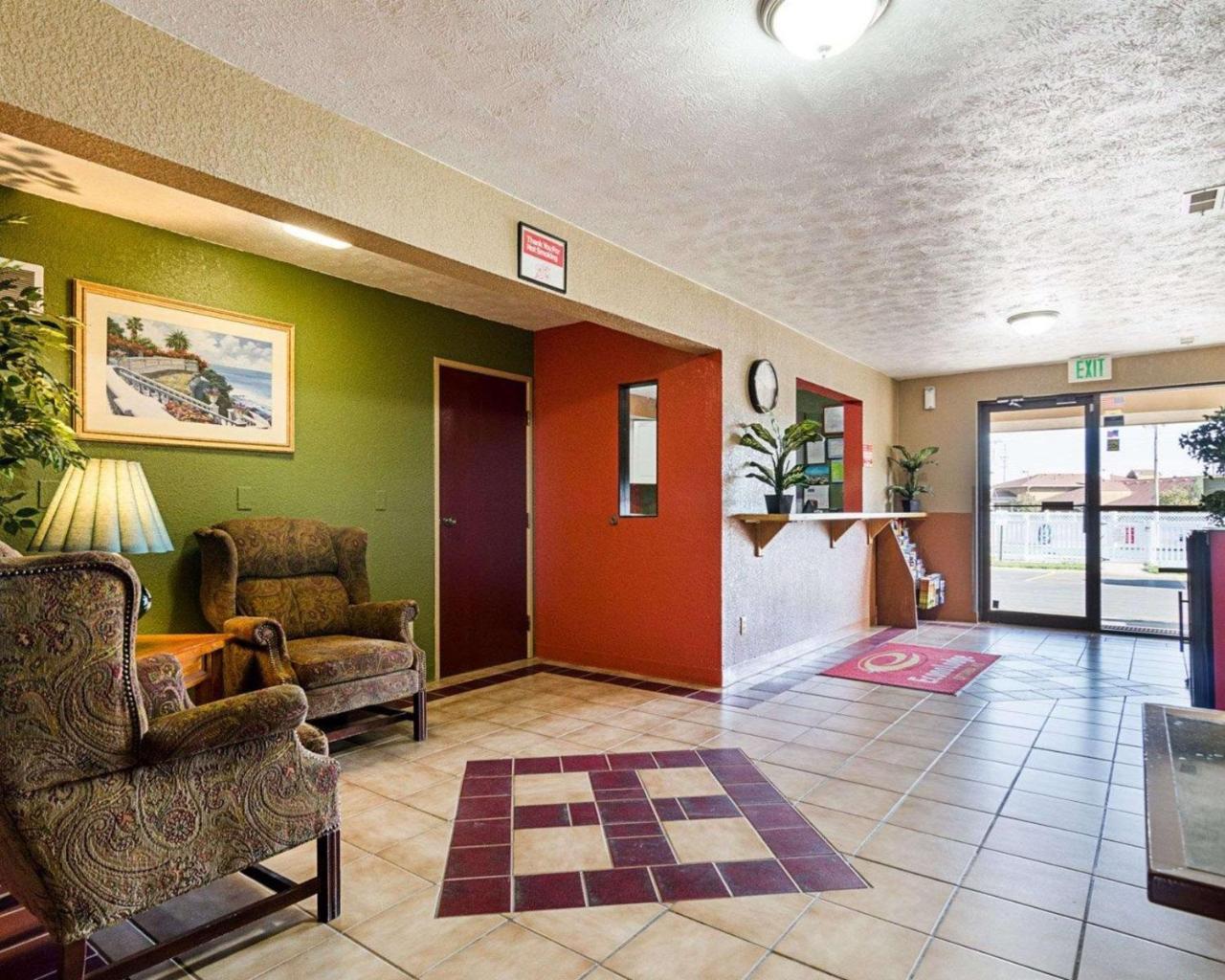 Econo Lodge Ottawa Exterior photo
